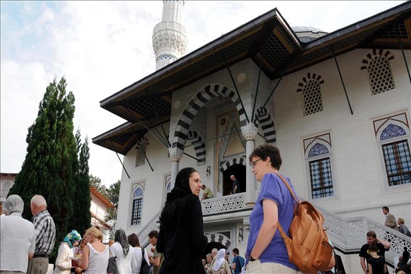 Germania:ministro propone riconoscimento di festivita' islamiche