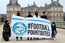 Female Football Players Protest Hijab Ban in France