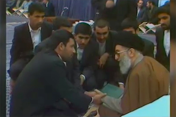 اجرای انقلابی گروه ثقلین اهواز در محضر مقام معظم رهبری