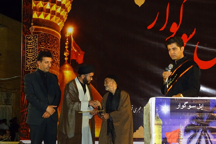 پیرغلام امام حسین(ع) در لنده تجلیل شد