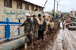 حضور جهادی حوزویان در مناطق سیل‌زده؛ سخت‌گیری غیرمنتظره برخی مدیران مدارس