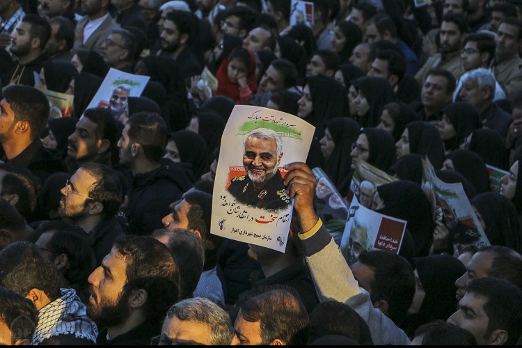 اکران مستند«شهید زنده» در حوزه هنری کهگیلویهوبویراحمد اکران مستند«شهید زنده» در حوزه هنری کهگیلویهوبویراحمد