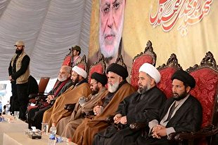 تجمع شیعیان پاکستان در حمایت از سردار سلیمانی + عکس