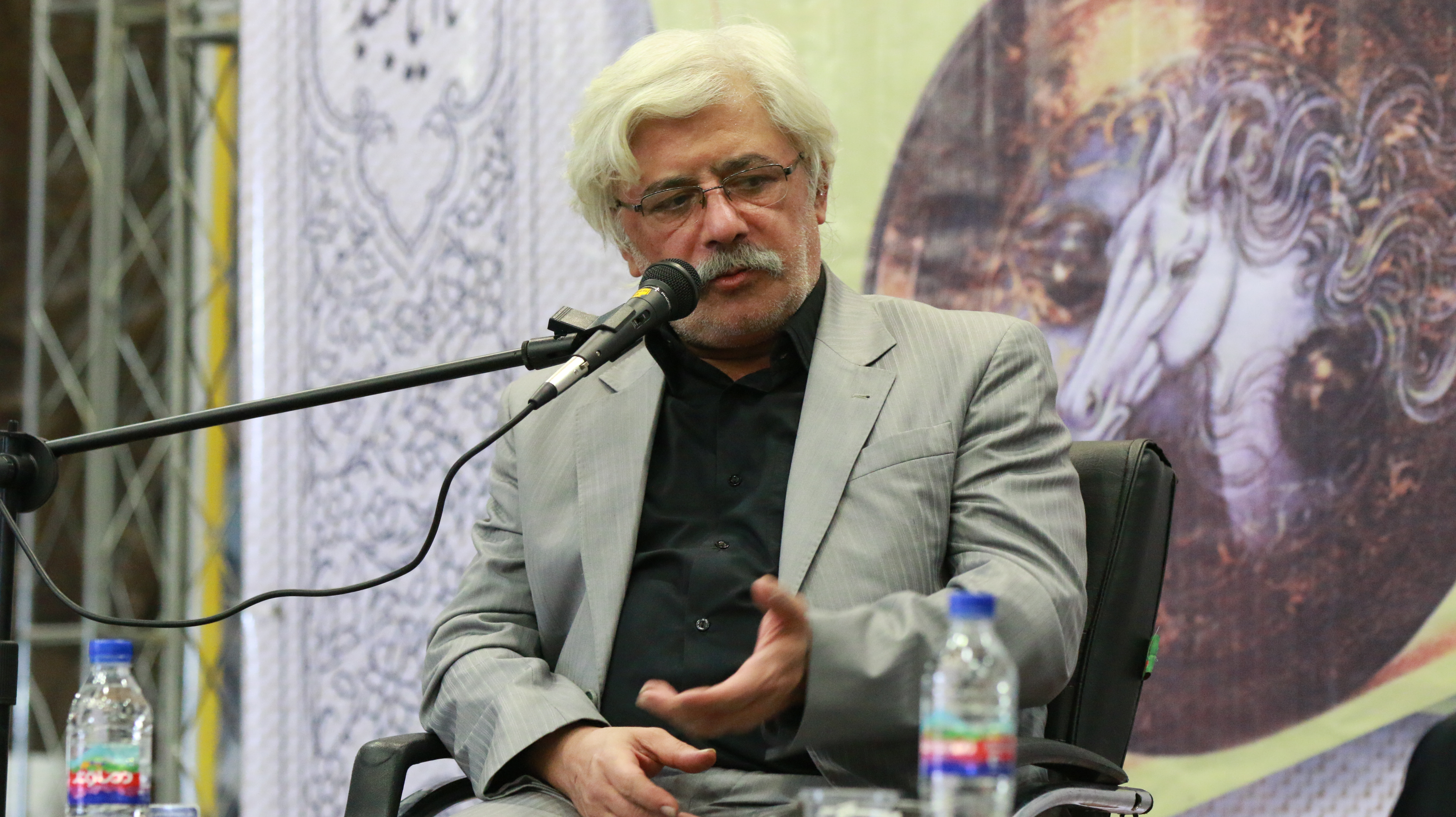 معرفت و تبعیت از اهل‌بیت(ع)، اولین گام‌ها برای ادعای دوست داشتن‌شان است