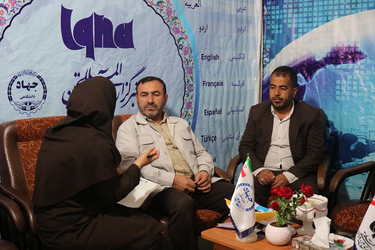 بازدید پیشکسوت قرآنی از غرفه ایکنا