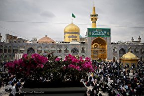 لحظه تحویل سال ۱۴۰۰ در حرم مطهر رضوی