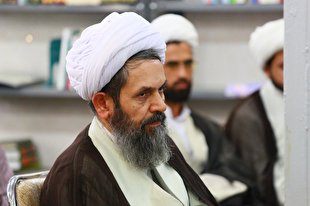 هم‌نشینی جبرئیل با مناجات‌کنندگان شب قدر