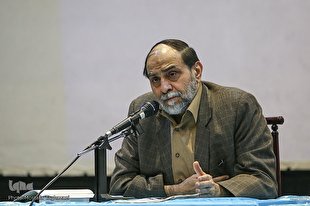 نظریه‌پردازی شهید فخری‌زاده در ساحت پیوند فیزیک و فلسفه