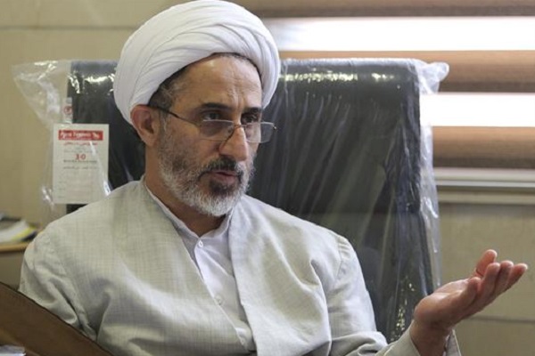 هدف از خلقت، عالم و عابد شدن انسان است