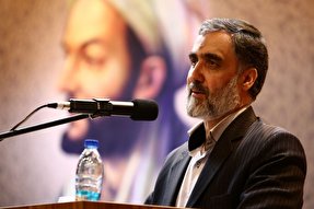 بررسی نقش و علت حضور زنان در کربلا / حماسه آفرینی و پیام رسانی عاشورا؛ مهم‌ترین رسالت