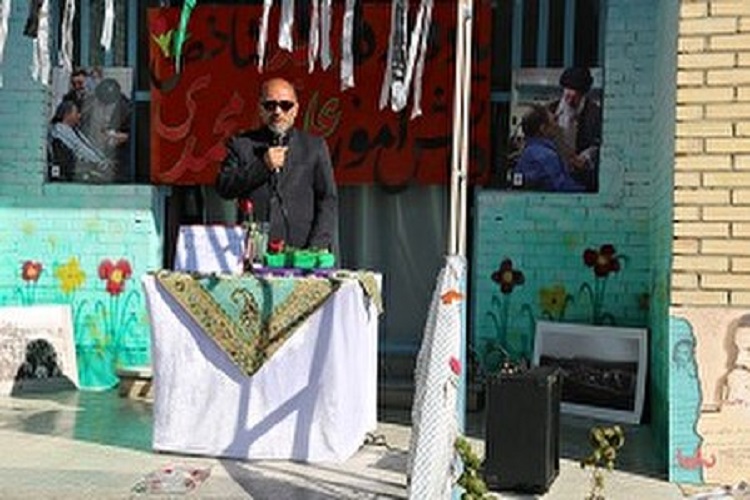 بهاءالدین ملکحسینی، معاون پرورشی و فرهنگی ادارهکل آموزش و پرورش کهگیلویه و بویراحمد بهاءالدین ملکحسینی، معاون پرورشی و فرهنگی ادارهکل آموزش و پرورش کهگیلویه و بویراحمد