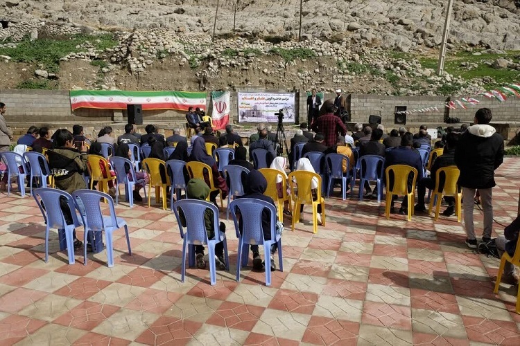 مراسم خاطره‌گویی«عشایر و انقلاب» در روستای عنا