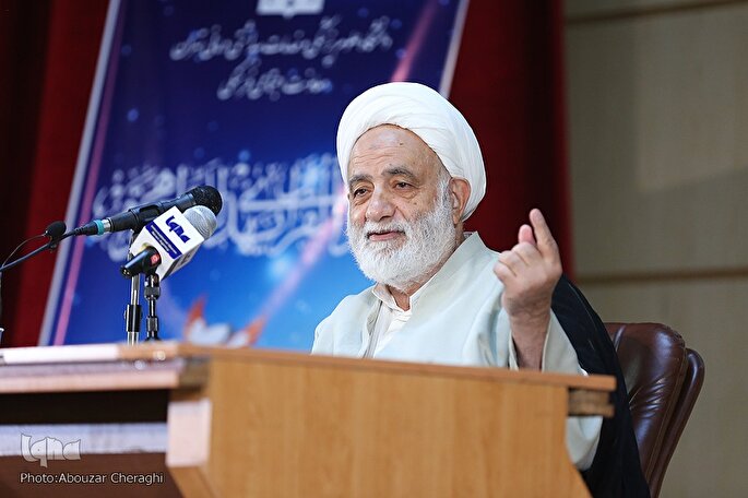 استاندارد کردن عقاید دینی + مسابقه