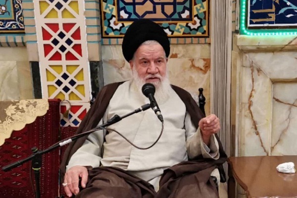 متخلق به اخلاق الهی باشیم