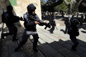 زخمی شدن ده‌ها مبارز فلسطینی در کرانه باختری
