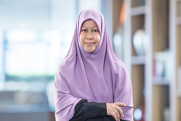 انگکو رابعه آدویا ؛ عضو شورای مشورتی شریعت بانک نگارا مالزی
