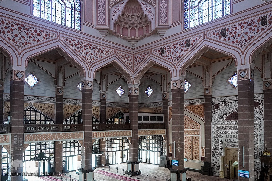 ستون‌های مسجد پوترا