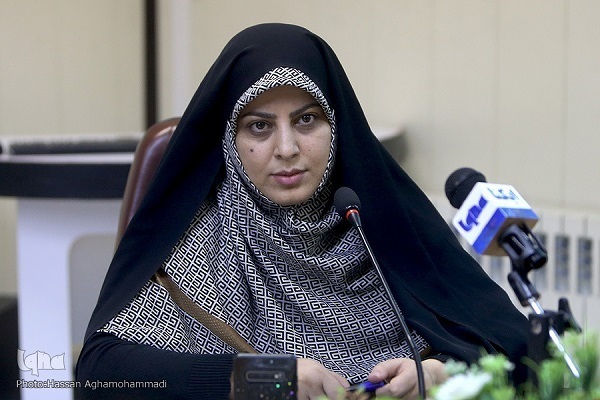 چرا برخی نوجوانان تمایلی به حضور در دورهمی‌های خانوادگی ندارند + صوت