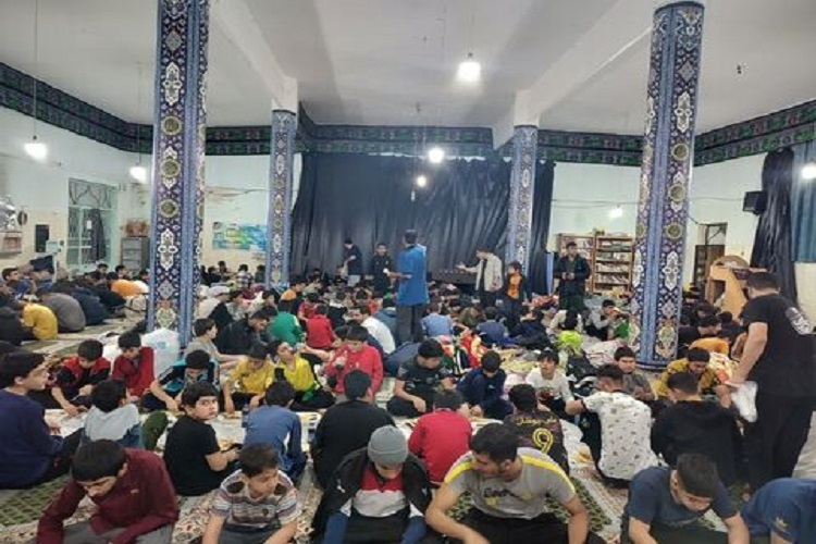 اعتکاف دانشآموزان اعتکاف دانشآموزان