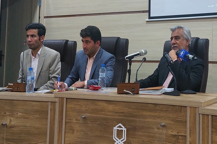 نشست خبری رئیس دانشگاه علوم پزشکی یاسوج نشست خبری رئیس دانشگاه علوم پزشکی یاسوج