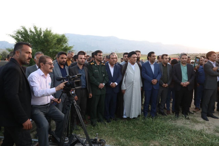 حضور مسئولان در مستندی در بهمئی