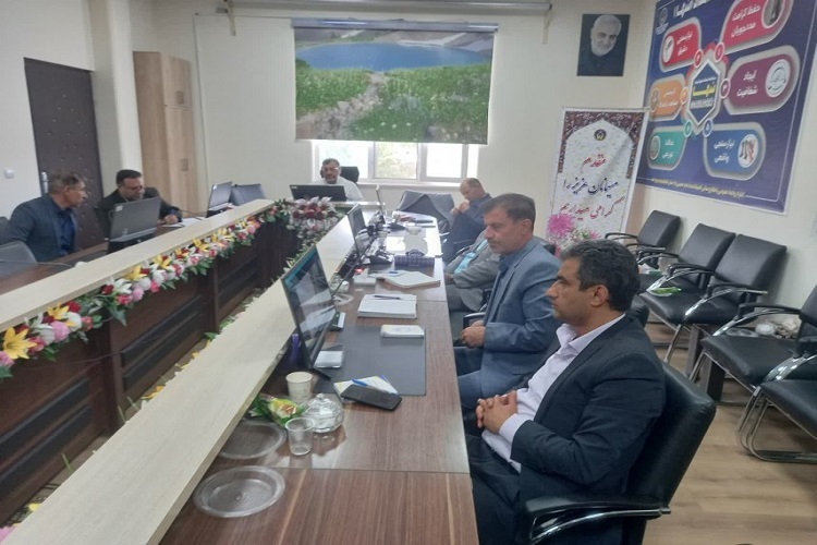 نشست ویدئوکنفرانس کشوری در اداره‌کل کمیته امداد امام خمینی(ره) استان