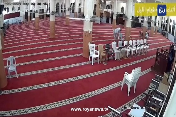 درگذشت مؤذن فلسطینی حین تلاوت قرآن + فیلم