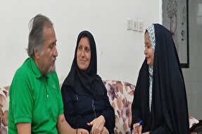 حضور خبرنگار ایکنا در منزل زوج خبرنگار یاسوجی به مناسبت روز خبرنگار