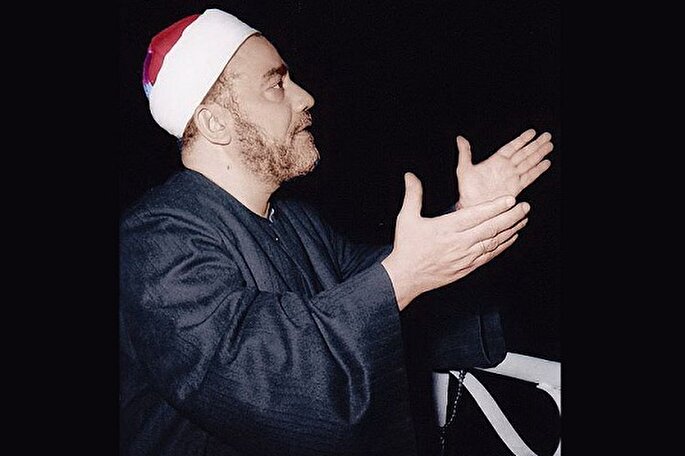 ابتهال «لُذ بالحسین» با صدای نقشبندی + فیلم