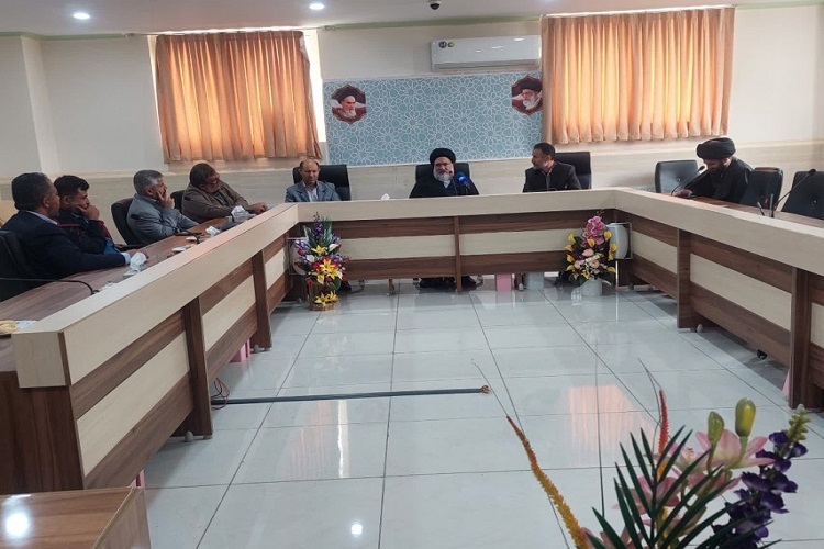 دیدار اعضای اتحادیه مؤسسات قرآنی با آیت الله حسینی، امام جمعه یاسوج