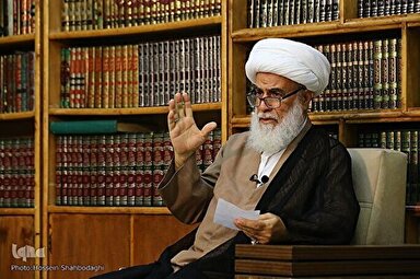 فیلم | وظیفه شیعه در اقامه عزای حضرت سیدالشهدا(ع)