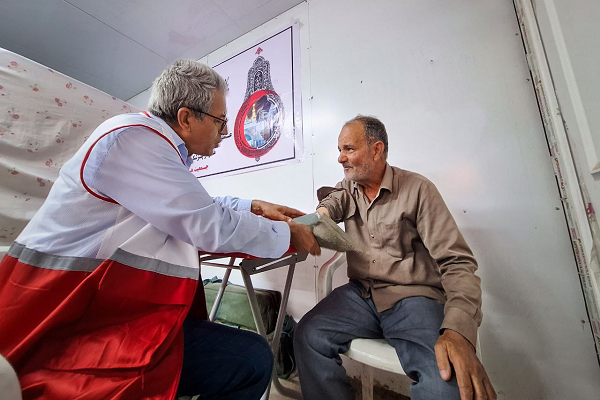 مشکلات گوارشی، گرمازدگی و تاول پا؛ بیشترین مشکلات زائران اربعین