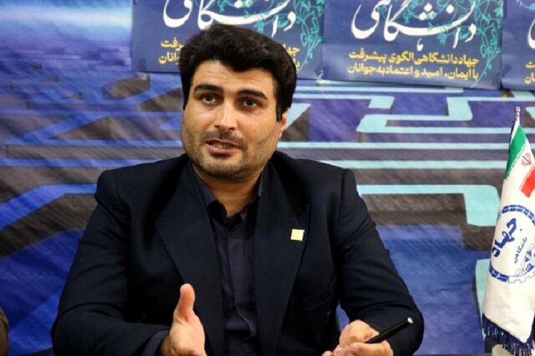 دکتر صاحب سروش‌فر، رئیس جهاددانشگاهی واحد کهگیلویه‌وبویراحمد