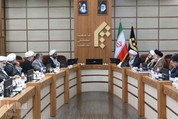 بیش از 90 درصد اساتید حوزه علمیه خواهران را بانوان تشکیل می‌دهند