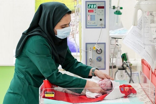 خبر خوش برای ماما‌ها؛ افزایش حقوق از تیر ماه