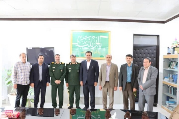 نشست مدیرکل میراث فرهنگی، گردشگری و صنایع دستی کهگیلویه‌وبویراحمد با فرمانده سپاه فتح استان