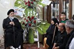 دیدار تولیت مسجد جمکران با خانواده شهید رسول طالبی