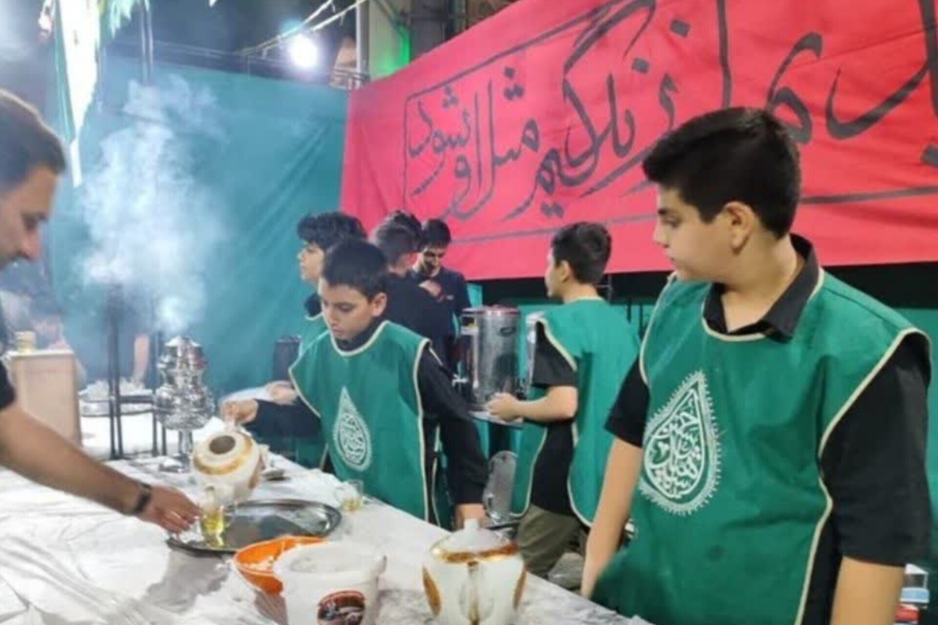 نوجوانان منطقه ۱۳؛ سفیران فرهنگی در راهپیمایی اربعین