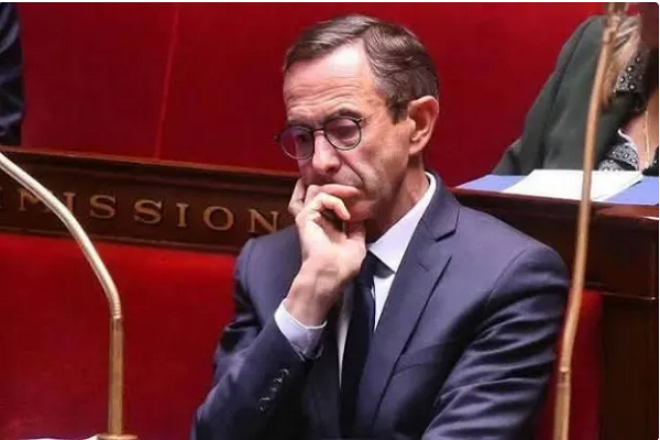 شکایت از وزیر کشور فرانسه به اتهام نفرت‌پراکنی علیه مسلمانان