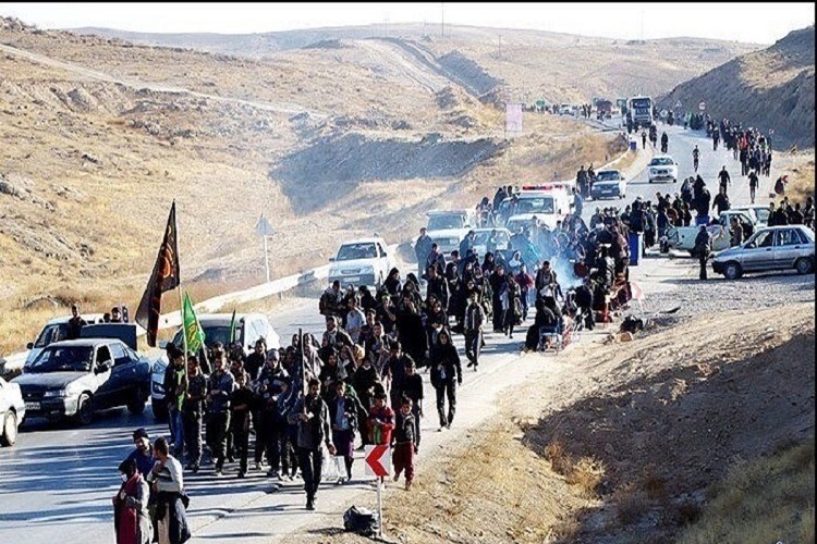 همایش پیاده روی «حرم تا حرم» زائران اربعین حسینی همایش پیاده روی «حرم تا حرم» زائران اربعین حسینی