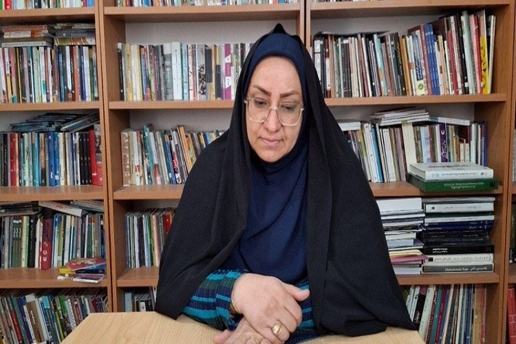 شهربانو پاکنژاد، مسئول دفتر ادبیات پایداری حوزه هنری کهگیلویهوبویراحمد شهربانو پاکنژاد، مسئول دفتر ادبیات پایداری حوزه هنری کهگیلویهوبویراحمد