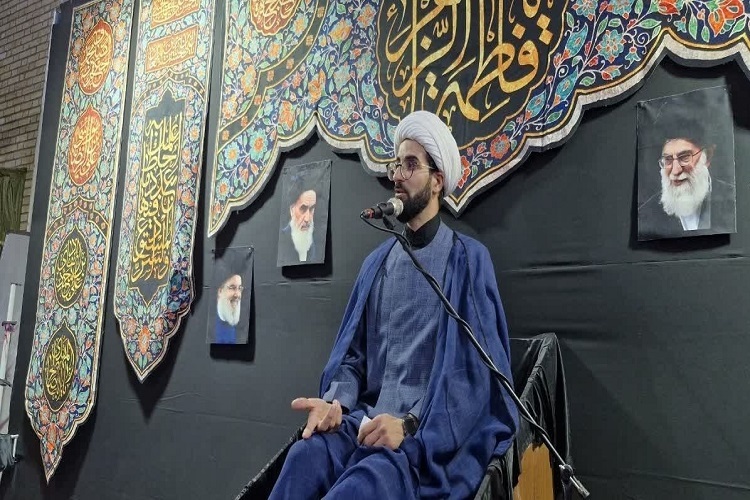 حجتالاسلام مؤمنی ، کارشناس دینی و مذهبی کهگیلویه حجتالاسلام مؤمنی ، کارشناس دینی و مذهبی کهگیلویه