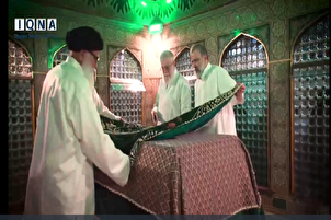 Video - Ibrahim Raisi, custode del santuario dell'Imam Reza (AS)