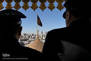 Mese di Moharram: rito tradizionale di Sala nel santuario dell'Imam Reza (AS)