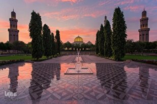 Masjid Agung Sultan Qaboos + Gambar