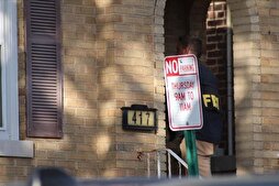 İslam karşıtı yazar Rüşdi'ye saldıran kişinin New Jersey'deki evinde arama yapıldı
